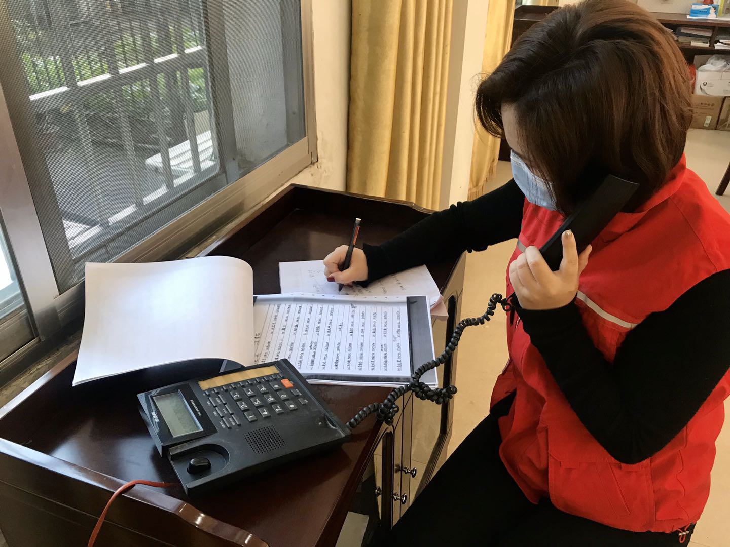 疫情不退我不退 争做防疫排头兵