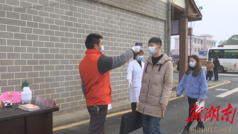 “就业回家，建设家乡”  西洞庭管理区举行微型春季招聘会