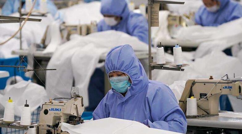 挺在一线！2219支青年突击队投身复工复产和疫情防控​