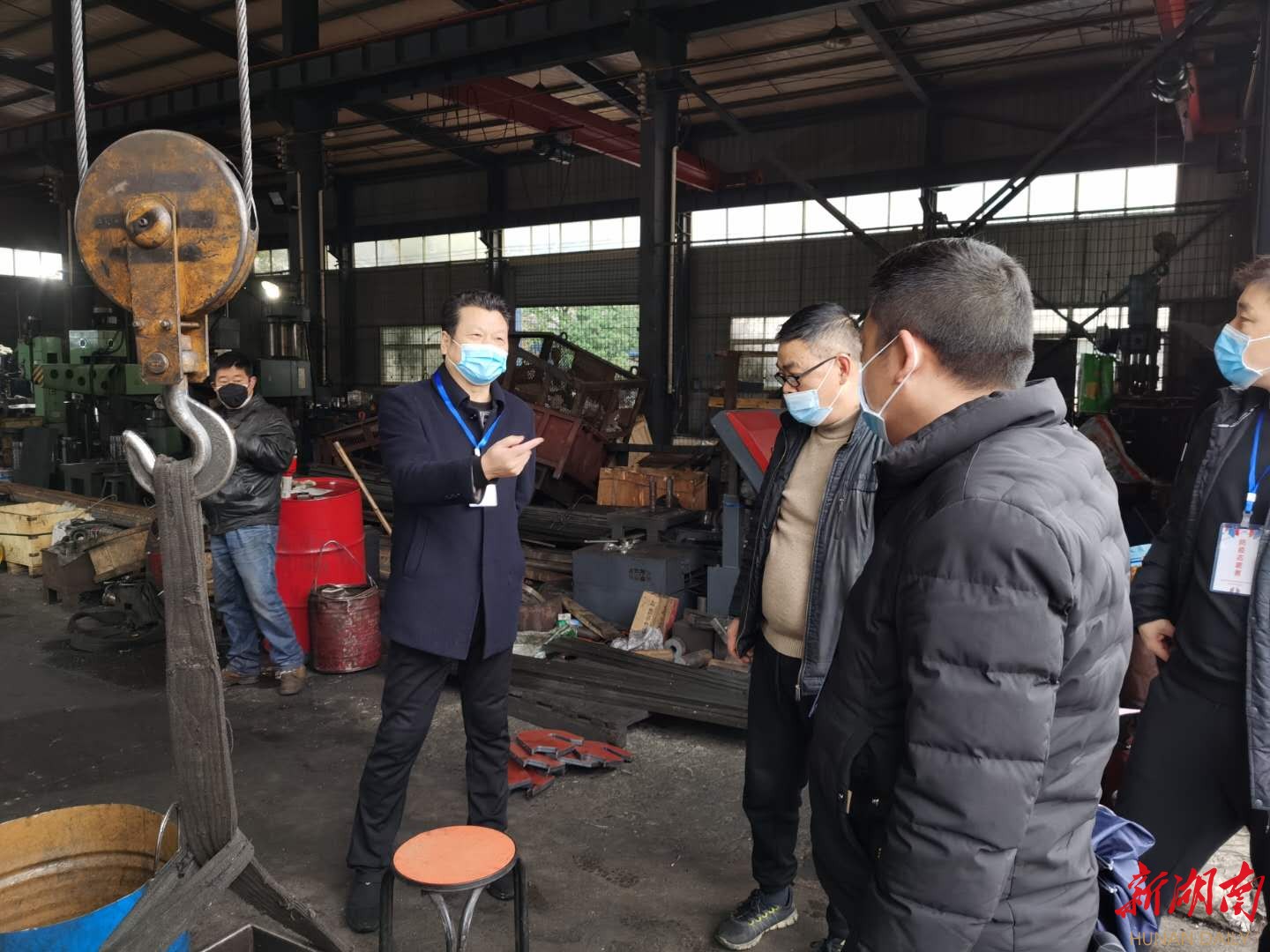 武陵区东江街道：21名市直干部同战“疫”