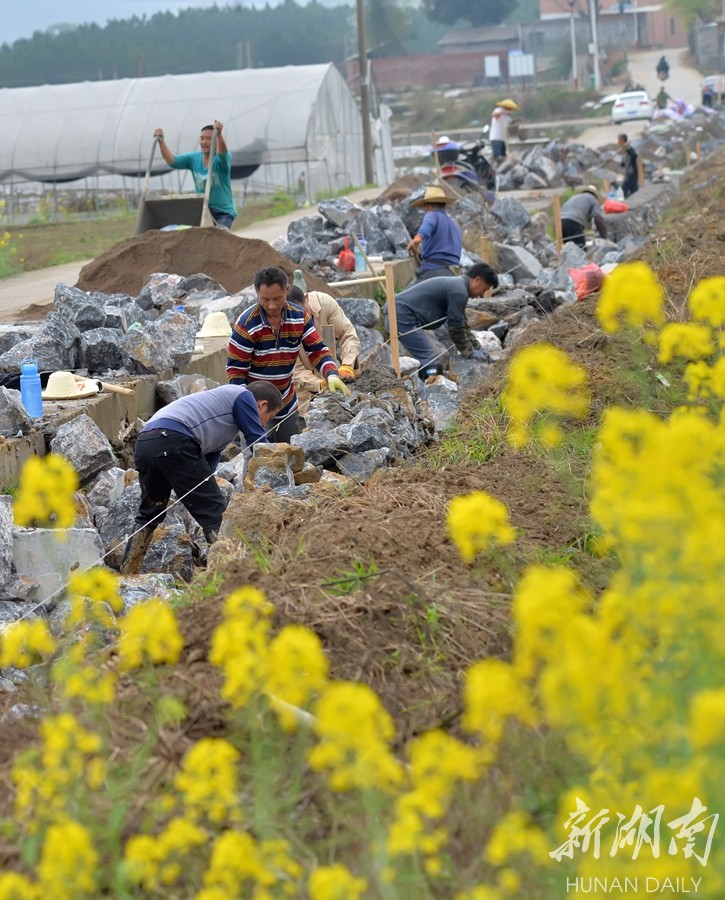 农田水利建设忙 新湖南www.hunanabc.com