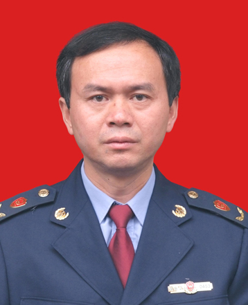 王崇华:有一种坚守叫扎根基层