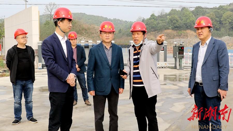 桃源县委书记周代惠调研重点项目建设工作
