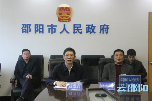 刘事青抽查清明节期间各县市区、市直部门值班值守情况：全力以赴防疫防火保畅保安