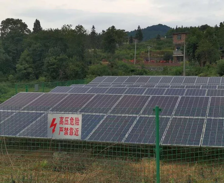 “三个坚持”彰显忠诚担当 ——记巨口铺镇石槽村党总支