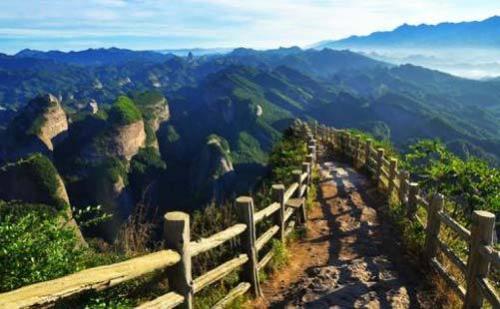 新宁县实行涉贫信访渠道互联互通 信访问题清零 群众满意度高